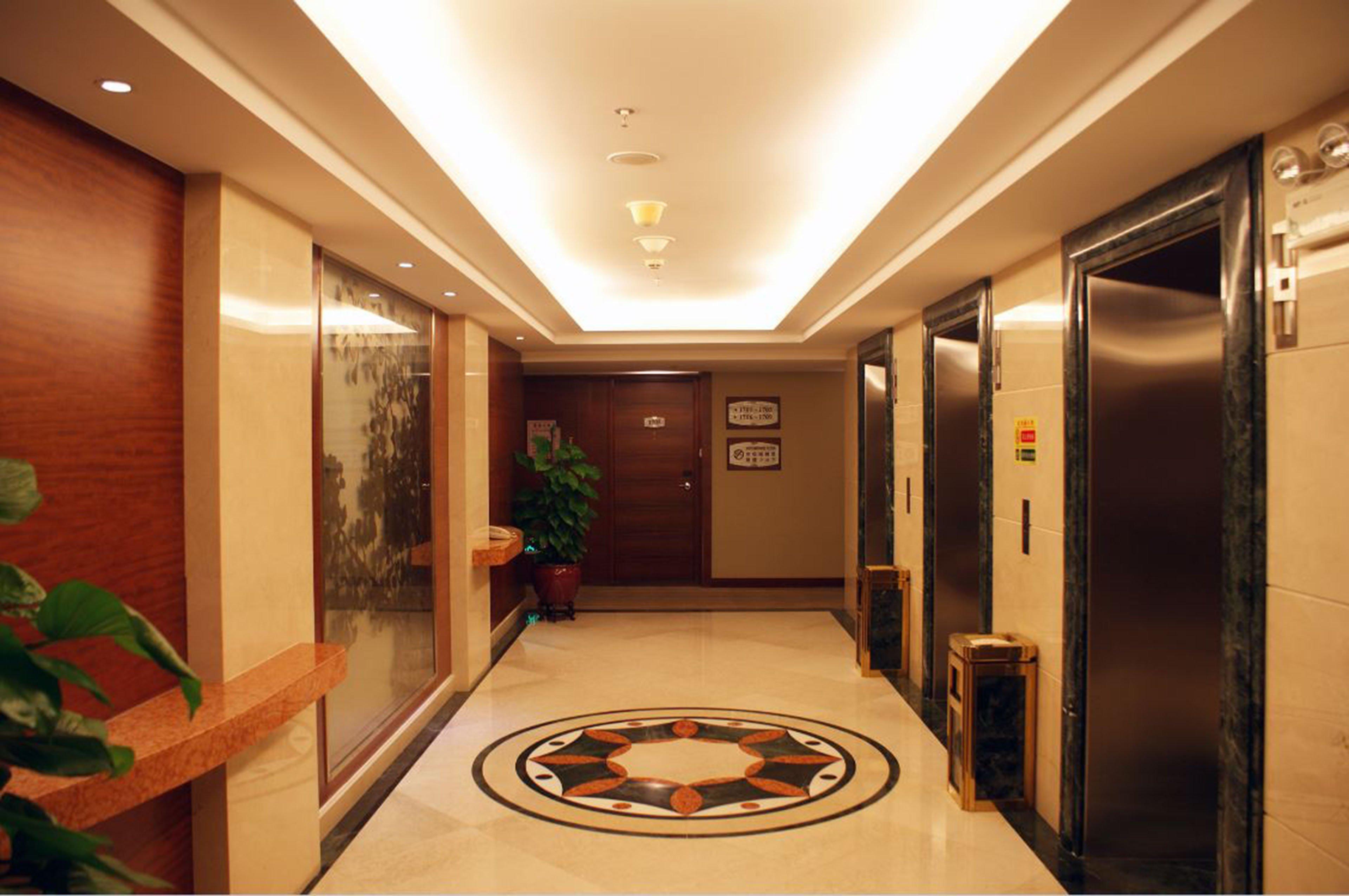 Holiday Inn Shenzhen Donghua, An Ihg Hotel Exterior photo